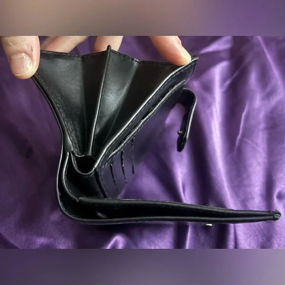 Furla Leather Wallet With Box And Dust Bag - Picture 11 of 16